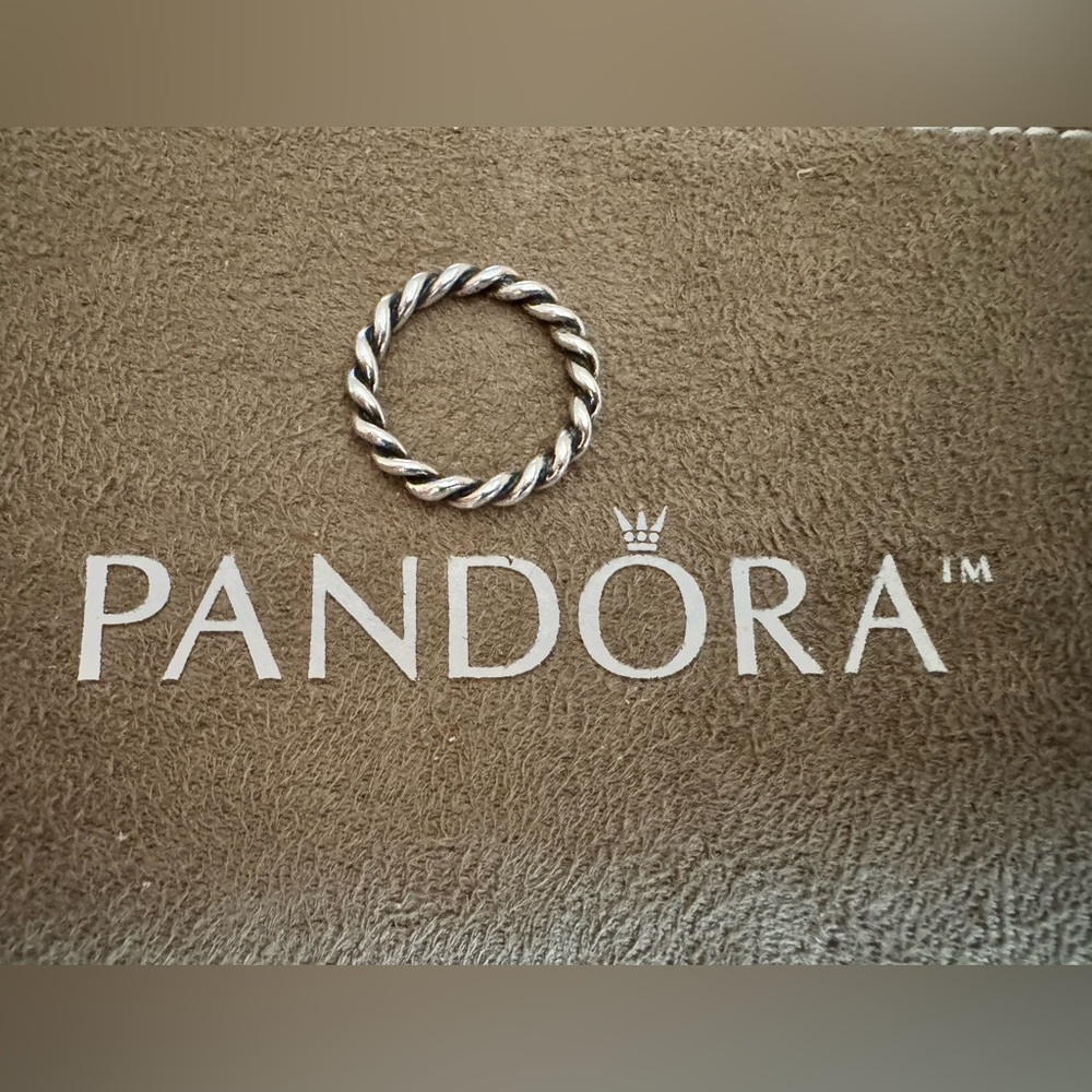 Authentic Pandora Twist Ring size 52